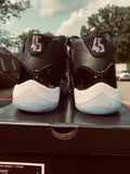 Air Jordan 11 space jam