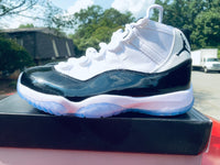 Air Jordan 11 Concord